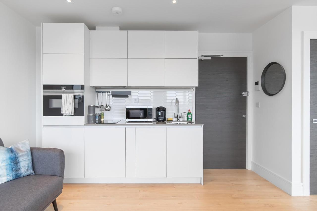 Livestay-Modern Apartments Next To Wembley Stadium London Exterior photo